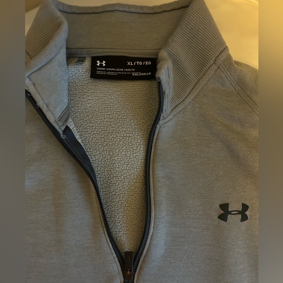 Men’s Under Armour cold gear pullover - Picture 2 of 3
